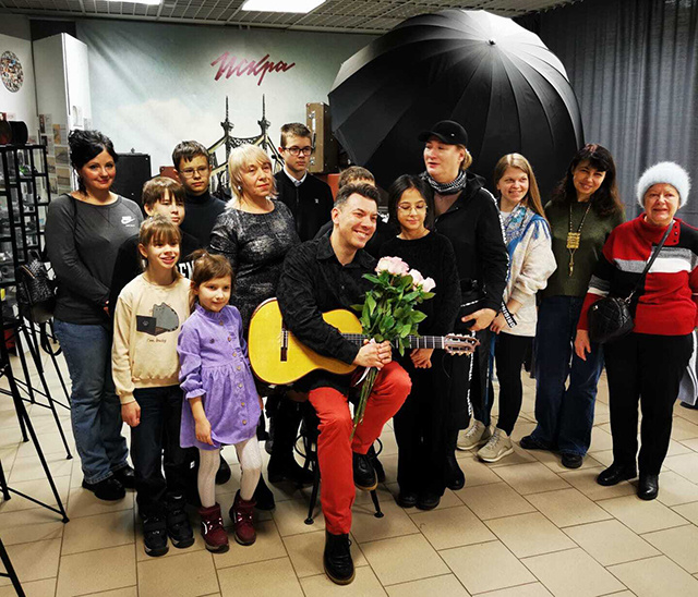 В Твери талантливые исполнители играют для талантливых слушателей. Владислав Домогацкий