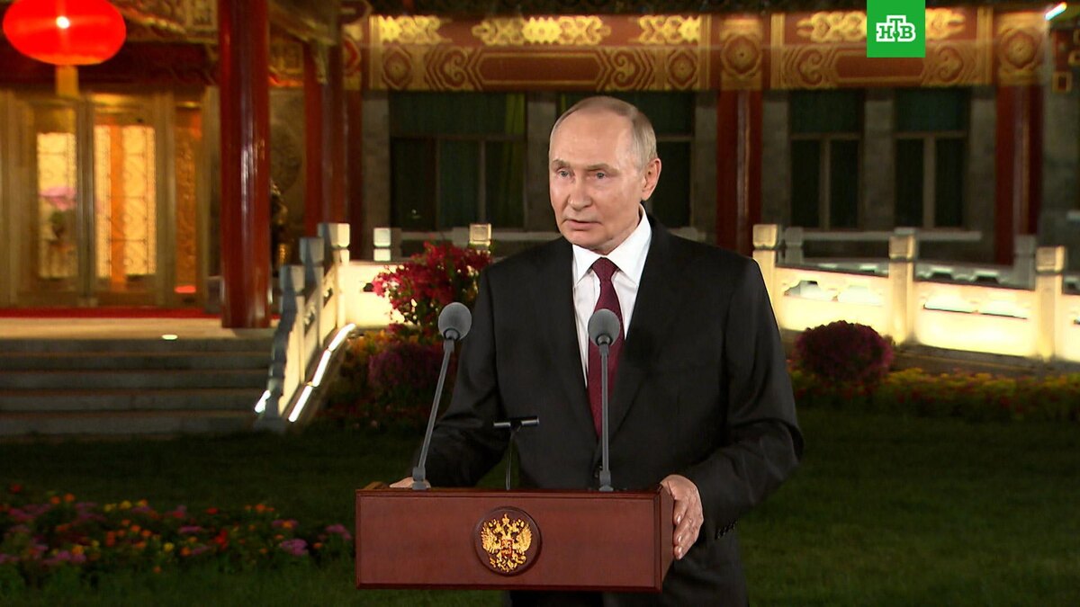    Путин: РФ еще в 2022 году предлагала Украине вывести войска из Донбасса