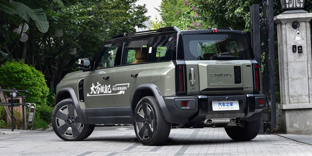 Очередной квадрат на колесах от китайцев. Chery Fengyun X3: кроссовер для города и дачи