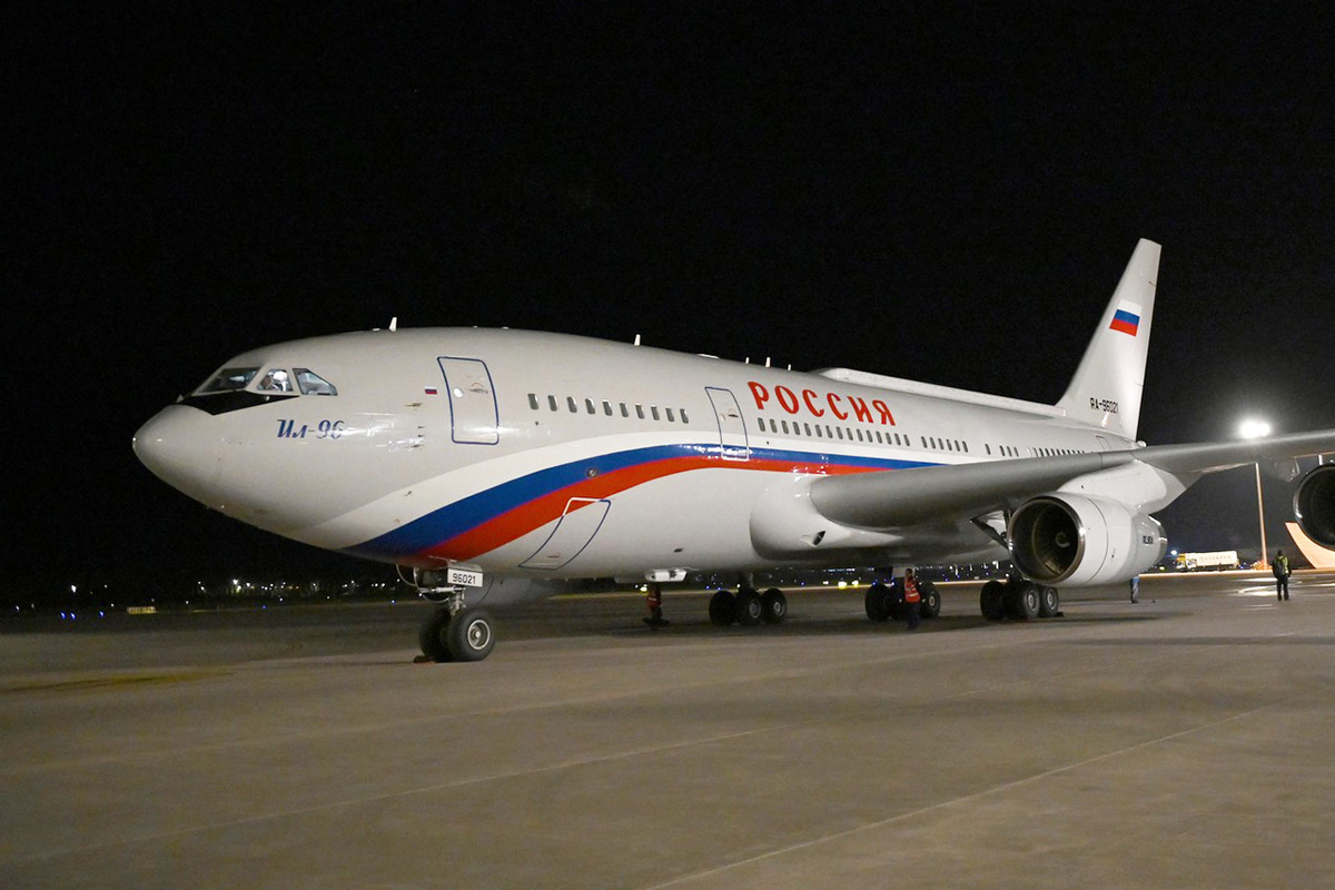 Президент прилетел во Владивосток.  Фото: Фото: пресс-служба Администрации президента РФ / kremlin.ru