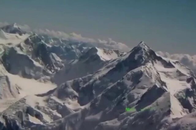    Много ли на горах мертвых альпинистов?