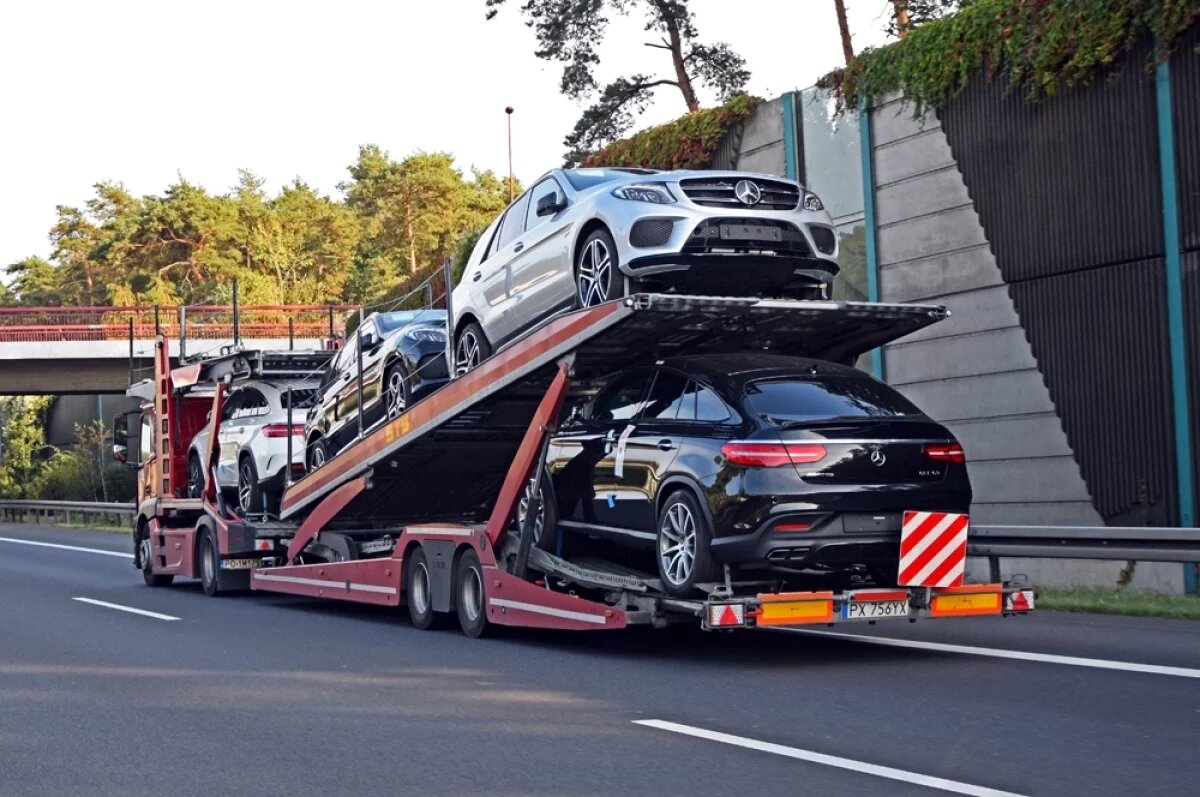    На долю параллельного импорта (ПИ) приходится сейчас примерно 8% продаж всех новых легковых авто.