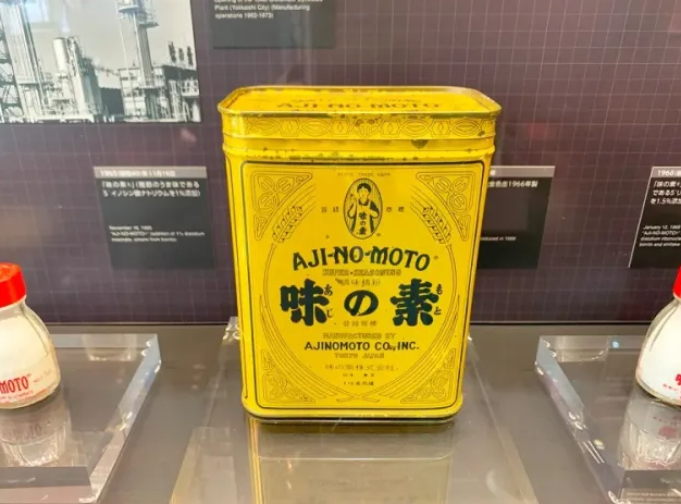 Старый жестяной формат банки