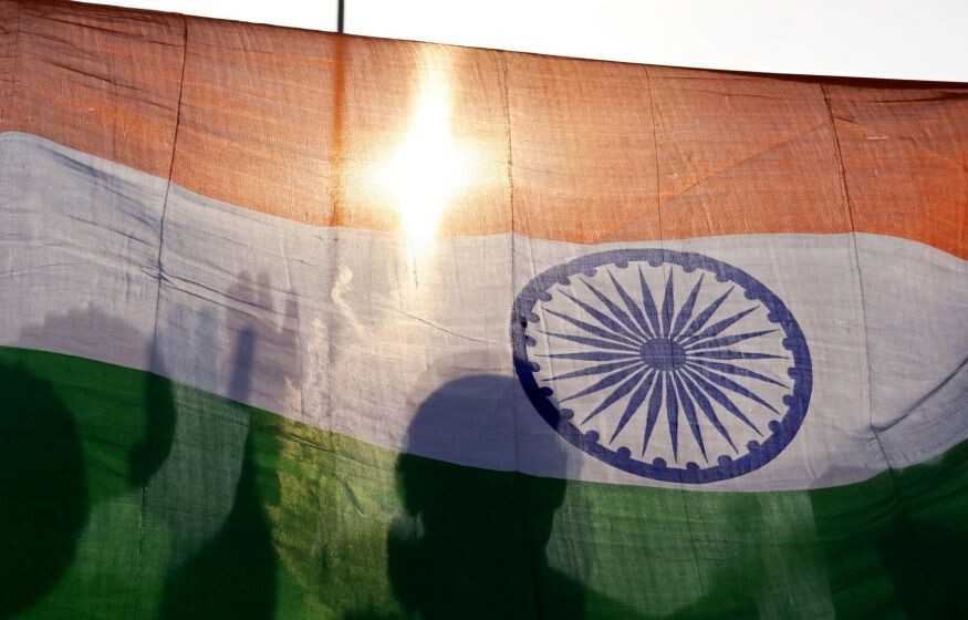    Индия сбрасывает американские оковы: Разоблачение Делягина