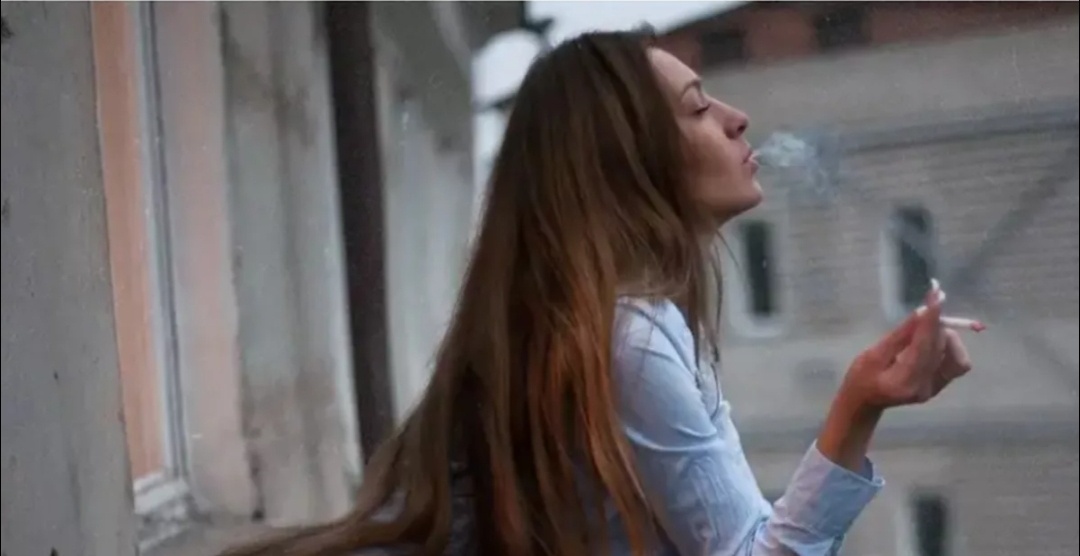 Минздрав предупреждает: курение может быть опасно для вашего здоровья. 