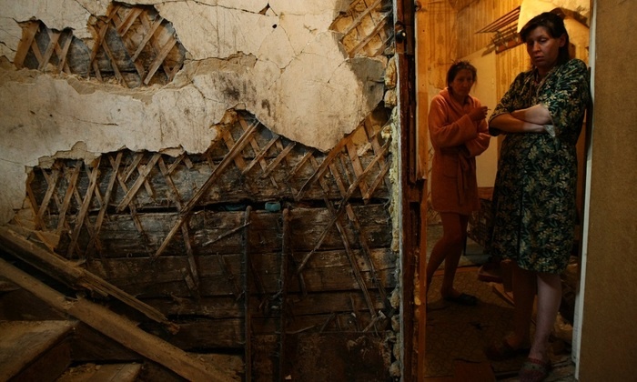    За аварийное жилье взялись следователи