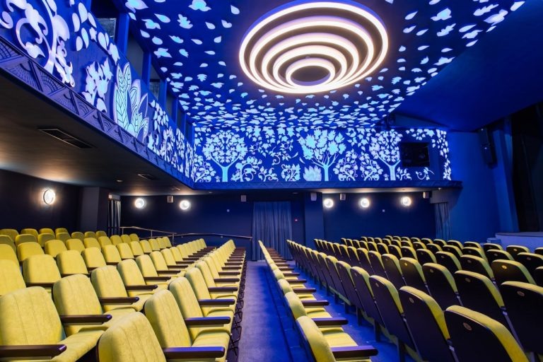    В Оренбурге готовят премьеру с драконом Полина Кузаева