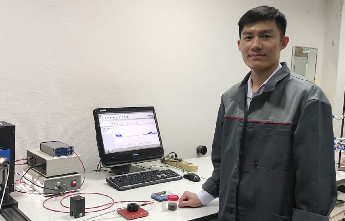 Аспирант Чан Куок Тхинь в лаборатории нанотеплофизики НИУ «МЭИ». Источник: Инна Михайлова