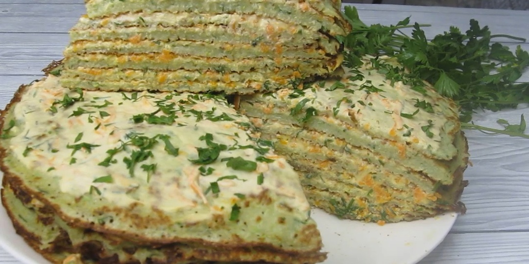 Хит сезона. Вкуснейший кабачковый торт, за него столько благодарностей получила. Потрясающий вкус.