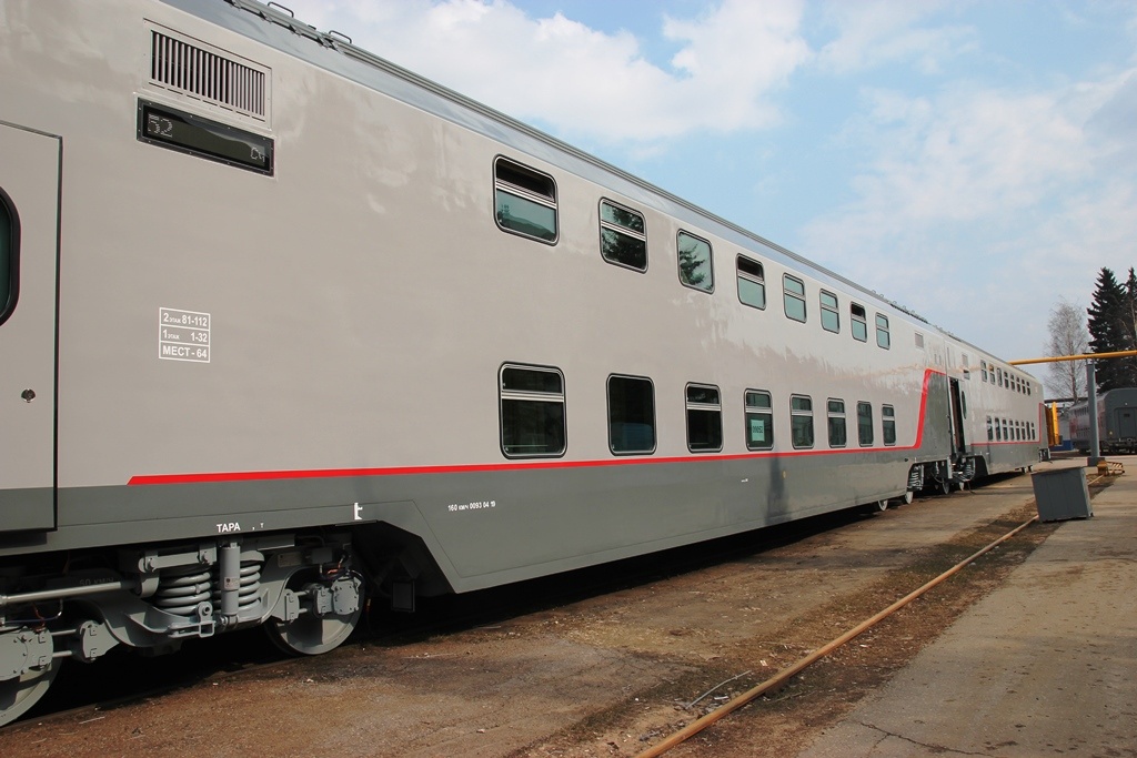 Строительство двухэтажного вагона на ТВЗ. Архив