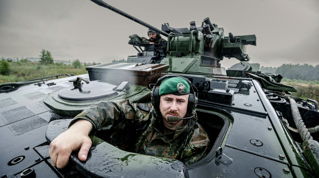 Боевая машина пехоты Marder в Литве: в отличие от неё, конкретных планов по переброске немецких солдат на Украину нет © André Hirtz / Imago Images