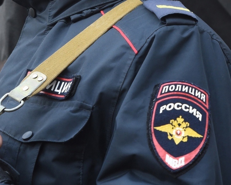     В Курске полиция нашла подростков, которые жарили шашлык на Вечном огне