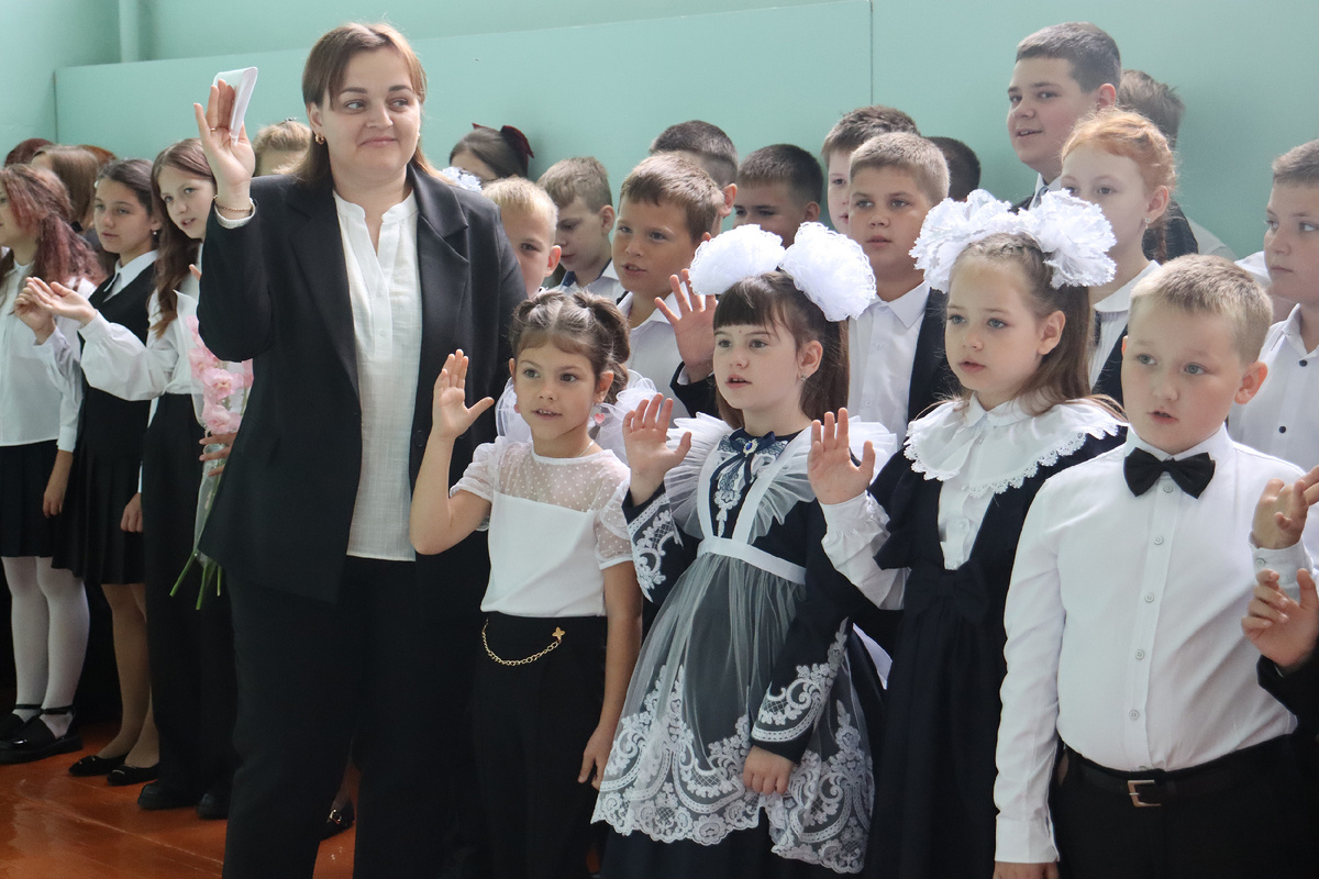 Торжественная линейка 1 сентября