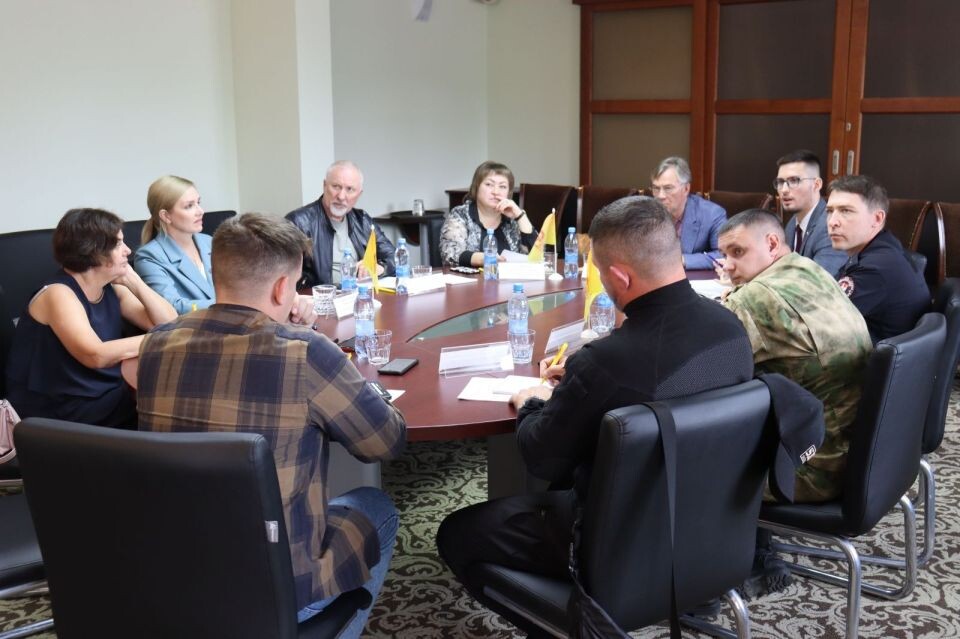    Пресс-конференция регионального отделения партии "Справедливая Россия — За правду". Источник: Altai.spravedlivo.ru