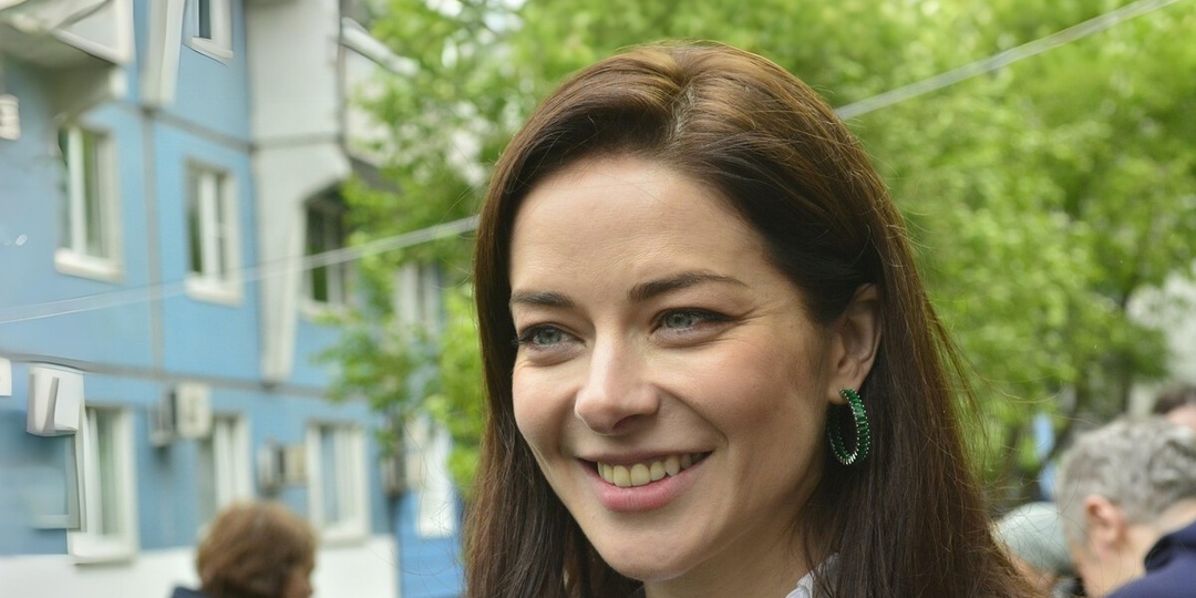 Марина Александрова показала округлившийся живот: актрису поздравляют с беременностью