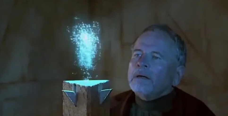 Открывается