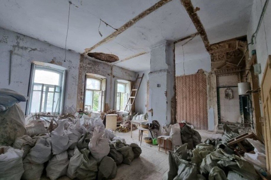 Листайте галерею →