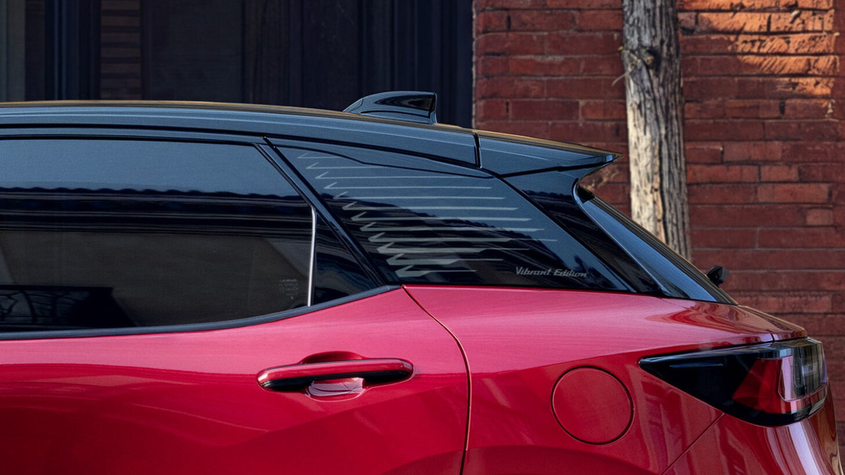    Lexus LBX в исполнении Vibrant Edition. Фото Lexus