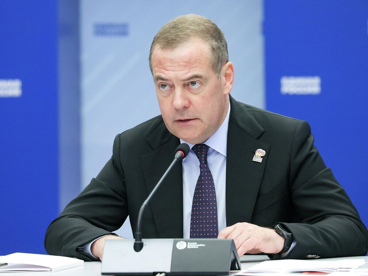    Заместитель председателя Совета безопасности РФ Дмитрий Медведев© РИА Новости / Екатерина Штукина