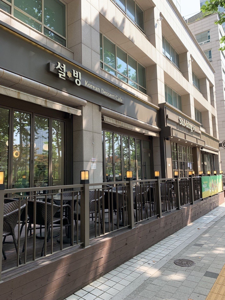 Кафе в районе Lotte World Tower