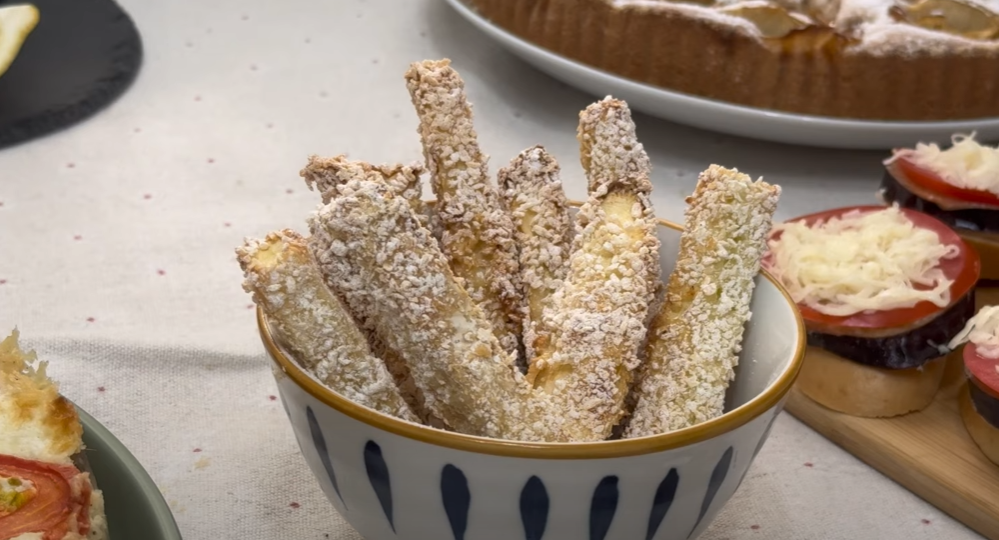 Хрустящие кабачки. Рецепт простой закуски на скорую руку. Вкусно и не надоедает.