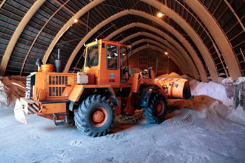    Дорожную отрасль настроят к началу холодов к 15 октября. Фото: Сергей Петриченко