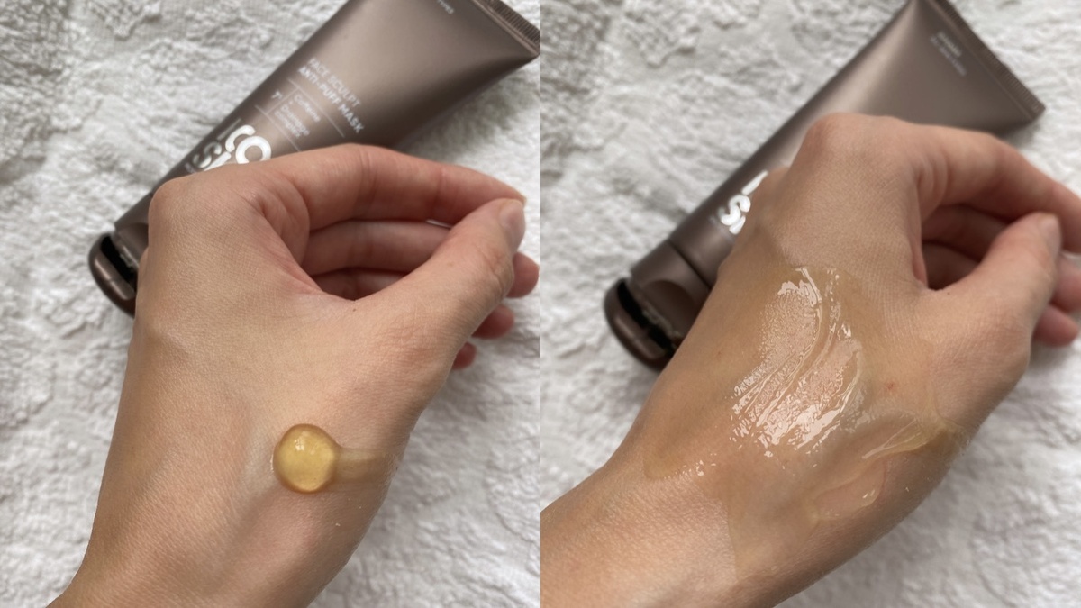 Как она классно пахнет, вы бы знали) Текстура геля очень комфортная и приятная для кожи.