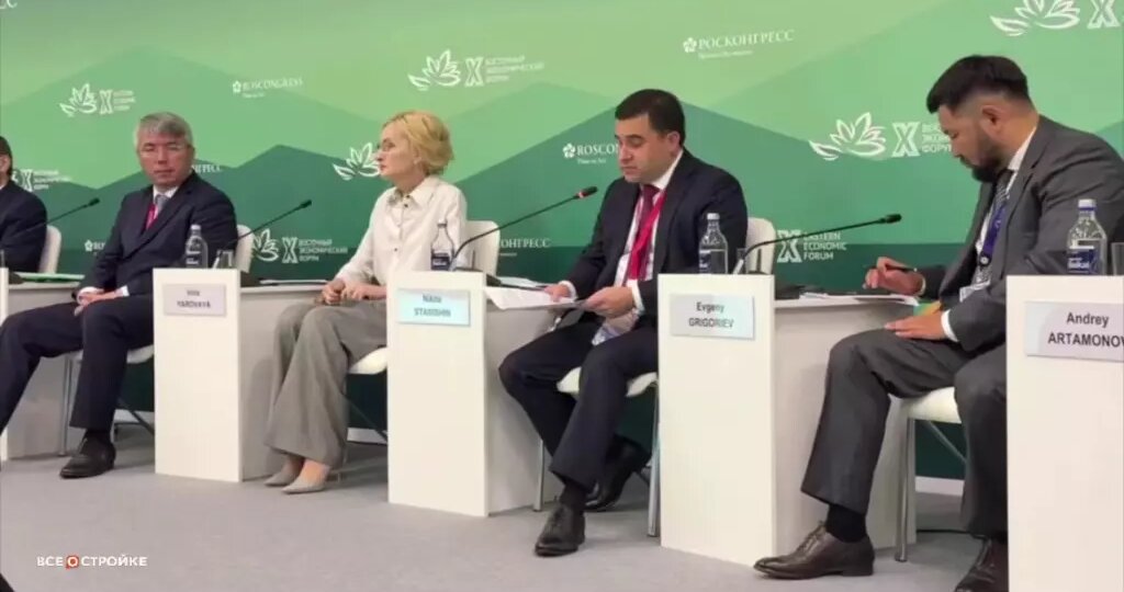 Реализация мастер-планов потребует более 200 мероприятий и 832 млрд рублей — замминистра строительства и ЖКХ РФ Никита Стасишин в рамках ВЭФ