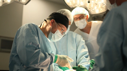 Операция малоинвазивным доступом