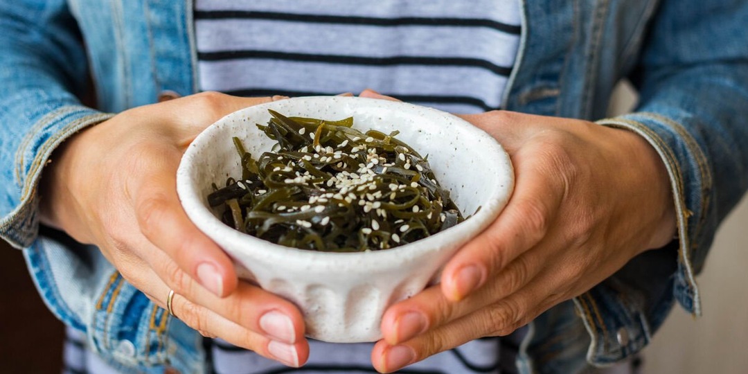 Витамины со дна моря: 7 поводов есть морскую капусту