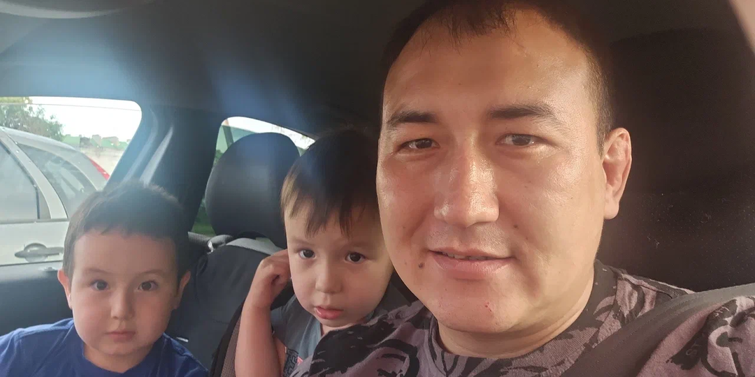 Два брата — одна история. Их шанс зависит от нас