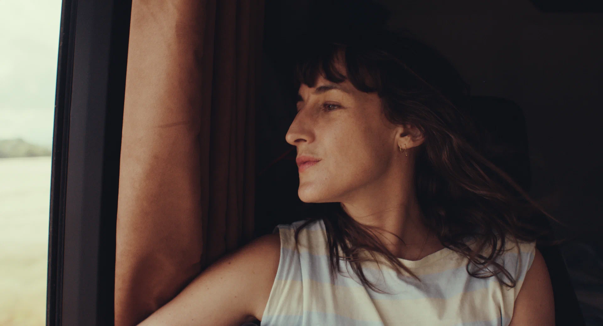 Кадр из фильма. Актриса Жюльет Армане