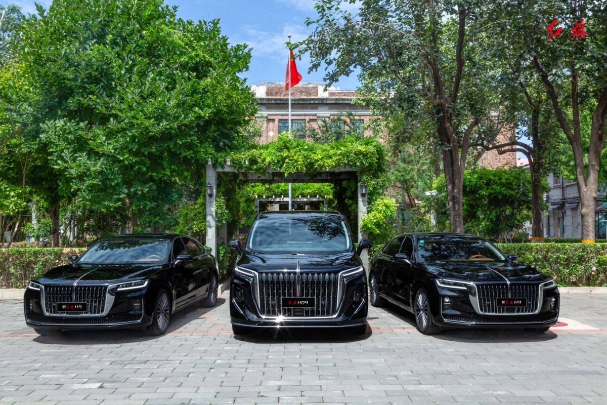 HONGQI H9 и HONGQI HQ9 