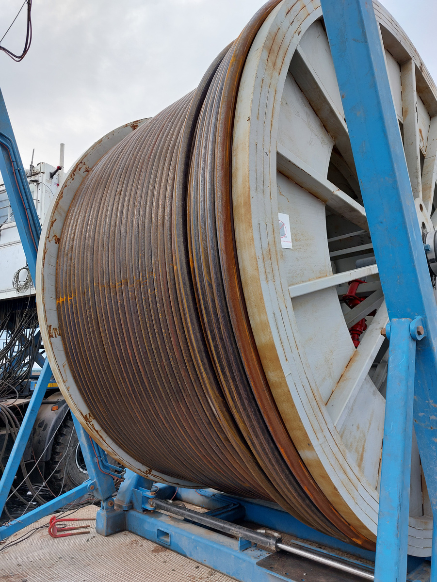 Барабан с ГНКТ Ø 73 мм. Фотографии из архива «ФракДжет-Волга».