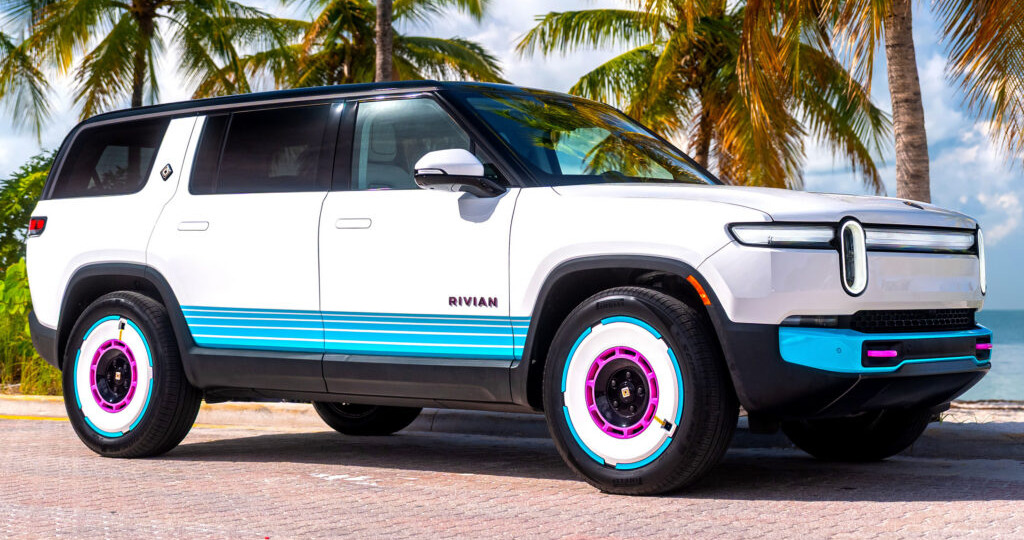 Чем бы дитя не тешилось: Rivian R1S Special посвятили 1980-м