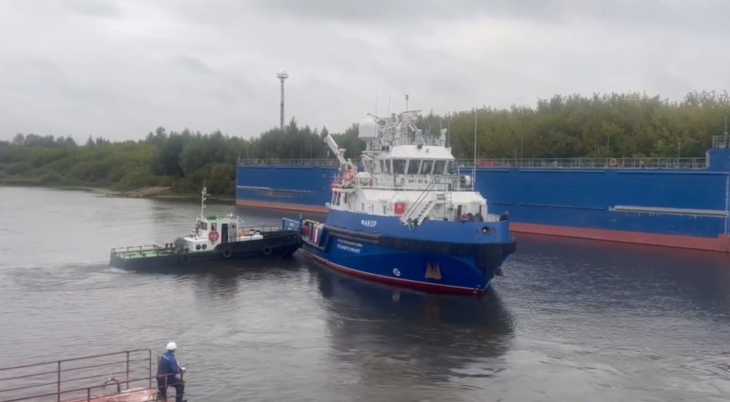 Буксир "Фавор" проекта NE025 отправился к месту ходовых испытаний / Фото: "Окская судоверфь", ОАО  📷

