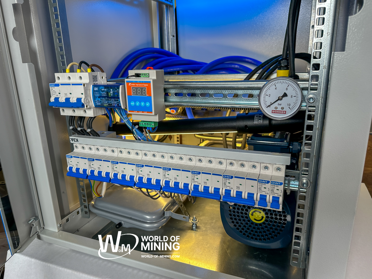 Гидро-стойка. Вид внутри