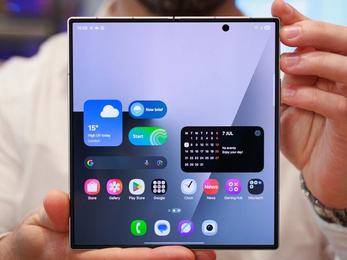    Блогер показал конструкцию складного Galaxy Z Fold7 изнутри [ВИДЕО]