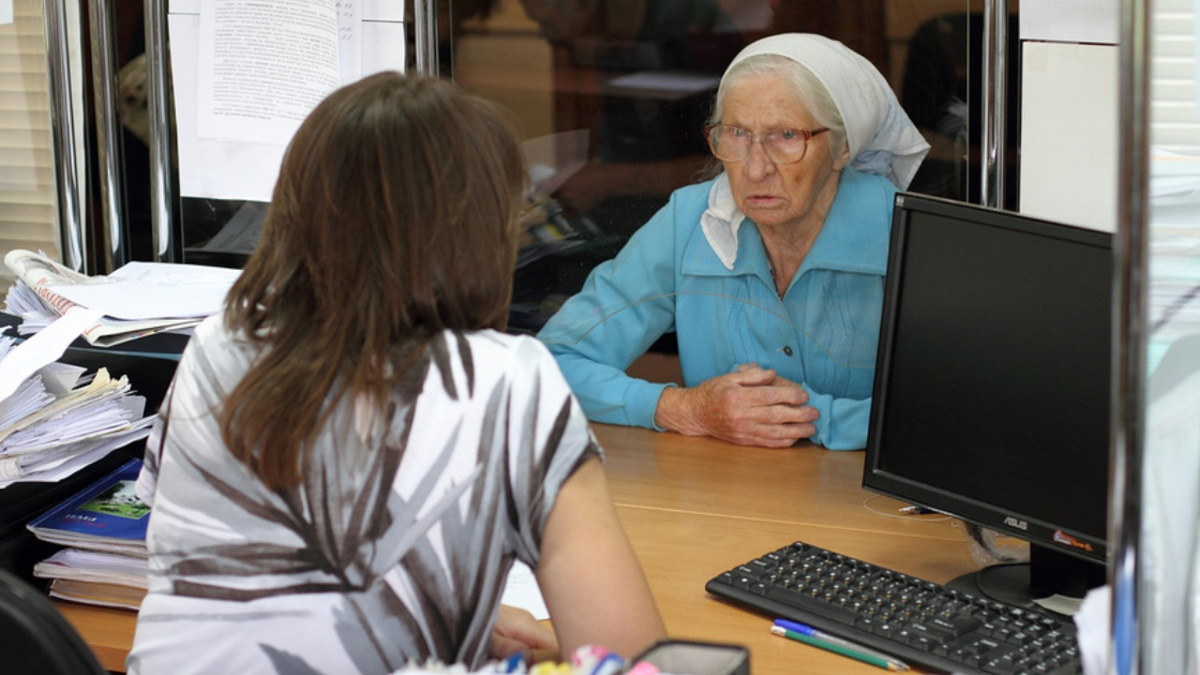 Как банки обманывают пенсионеров, выжимая последнее: 5 отработанных схем