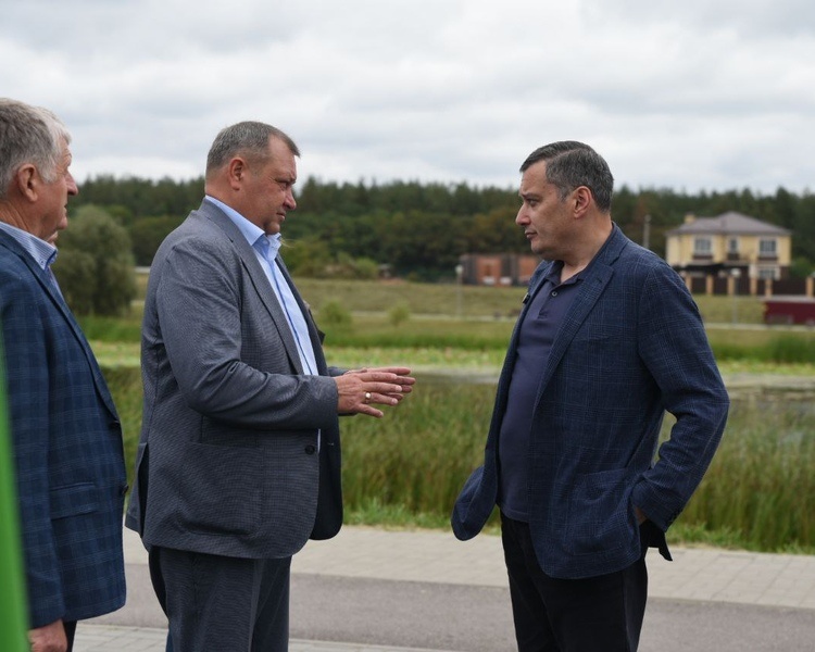     Александр Хинштейн находится с рабочим визитом в Курском районе