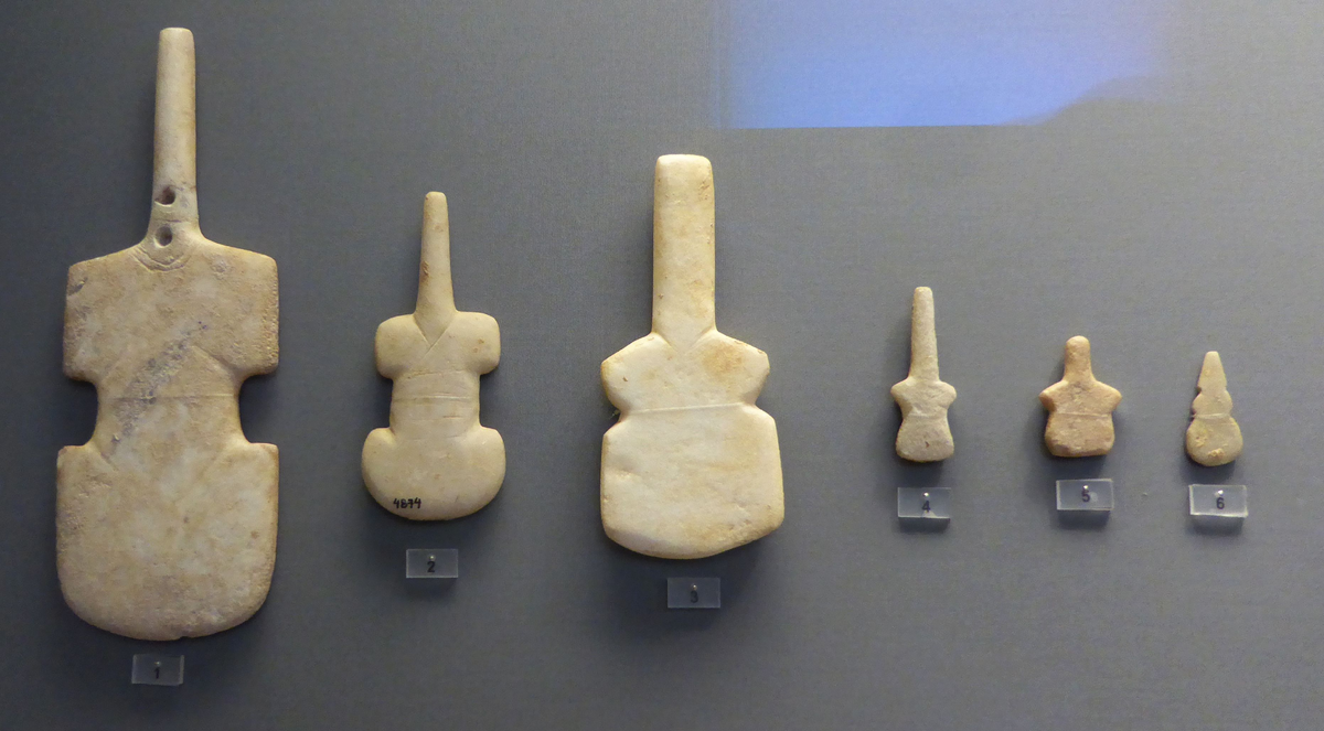 Да-да, это похоже на скрипку, но это люди