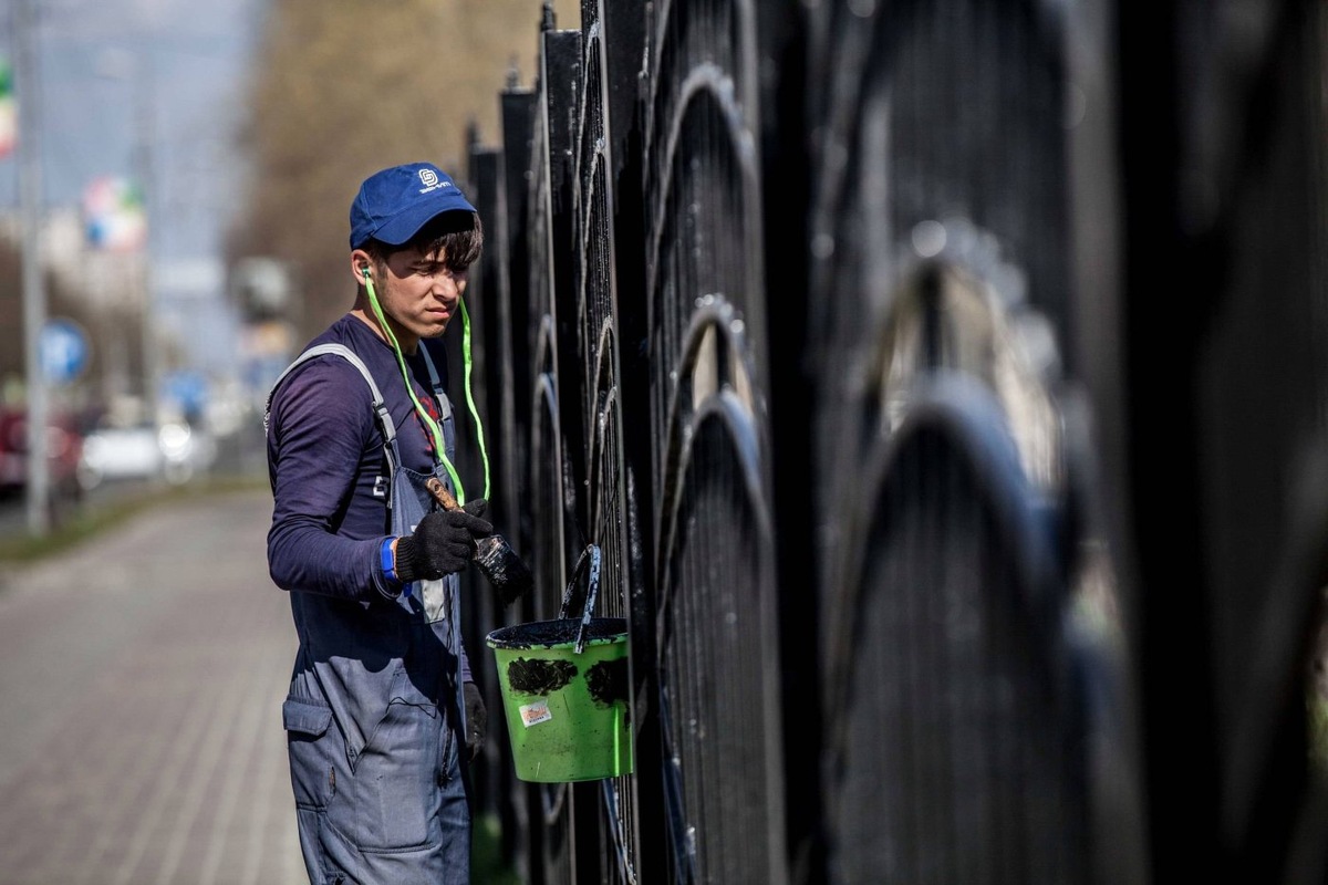    Из Югры за восемь месяцев выдворили 302 иностранцев