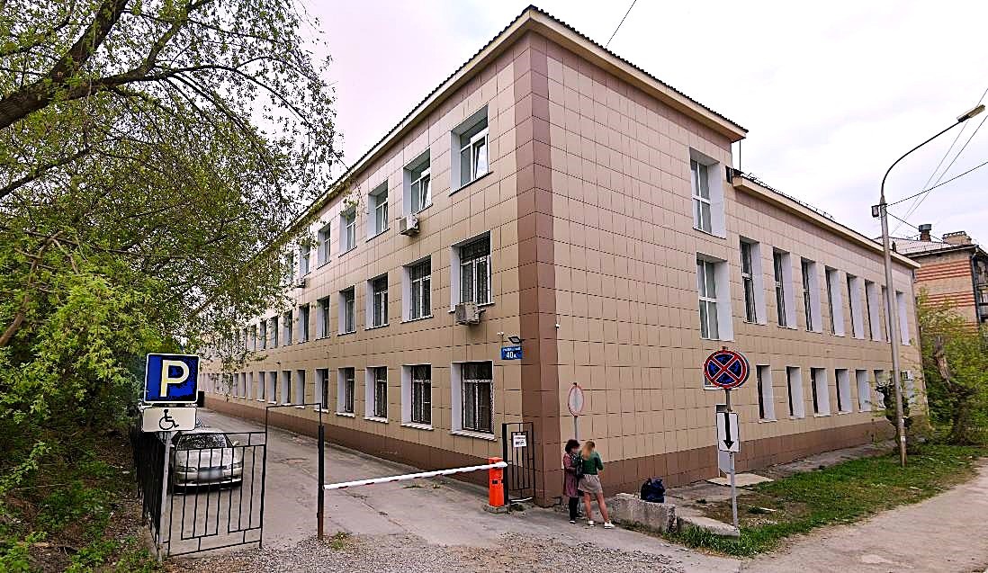 Калининский районный суд Новосибирска. Изображение получено при помощи сервиса google.map.