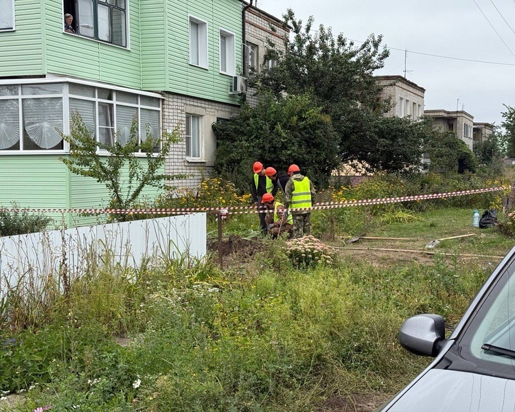     В Курской области контролируют реконструкцию теплосетей в селе Дичня
