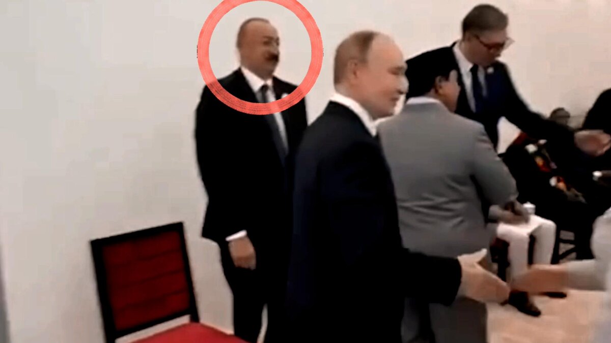 После рукопожатия. Автор: В. Панченко