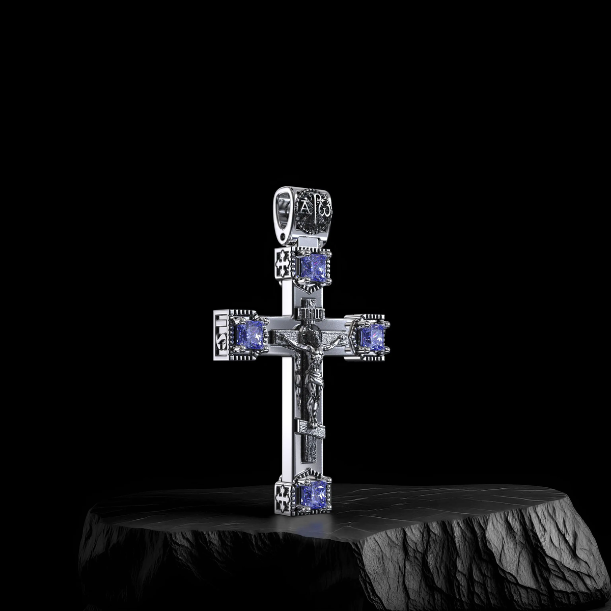 Крест из платины с сапфирами Арт.017