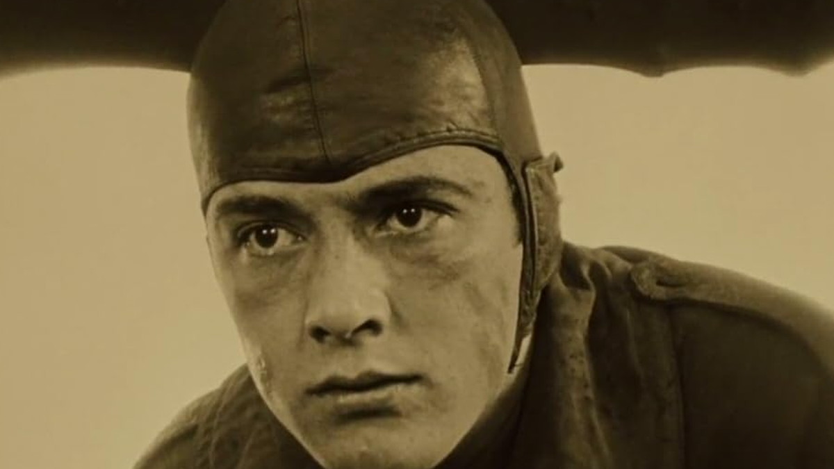 Чарльз Роджерс в роли Джека Пауэлла.