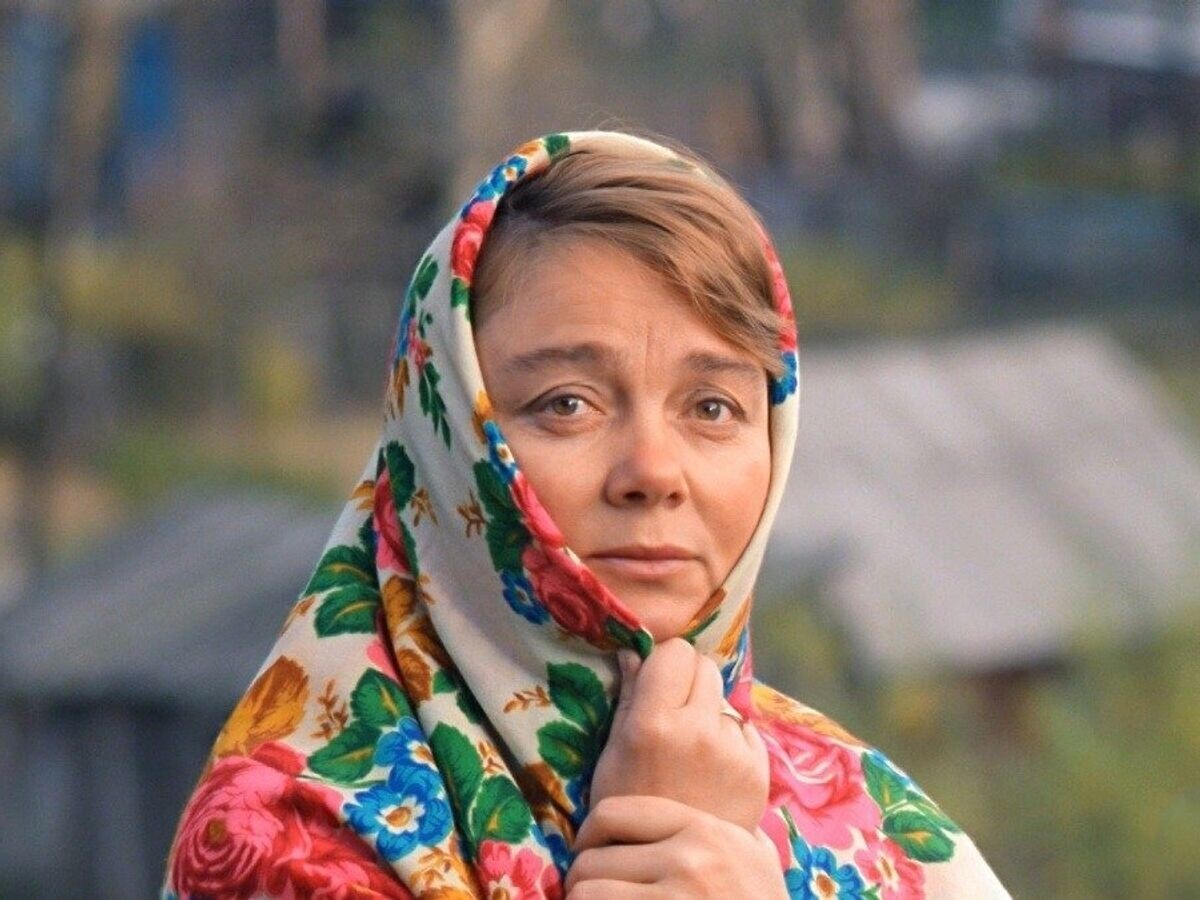 Кадр из фильма "Любовь и голуби"© Мосфильм (1984)