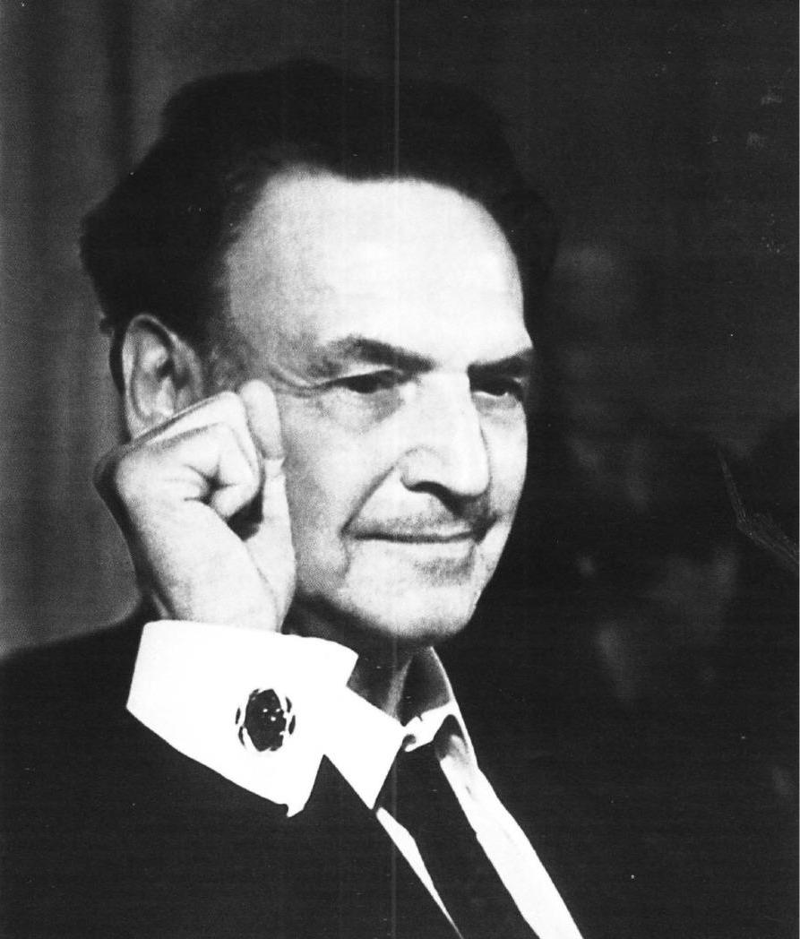 Роберт Людвигович Бартини (1897-1974). Человек очень интересной и трудной судьбы. Итальянский аристократ, участник Первой мировой войны, коммунист, работник «шарашки», создатель более 60 проектов самолетов, из которых только один добрался до серийного производства (ЕР-2)