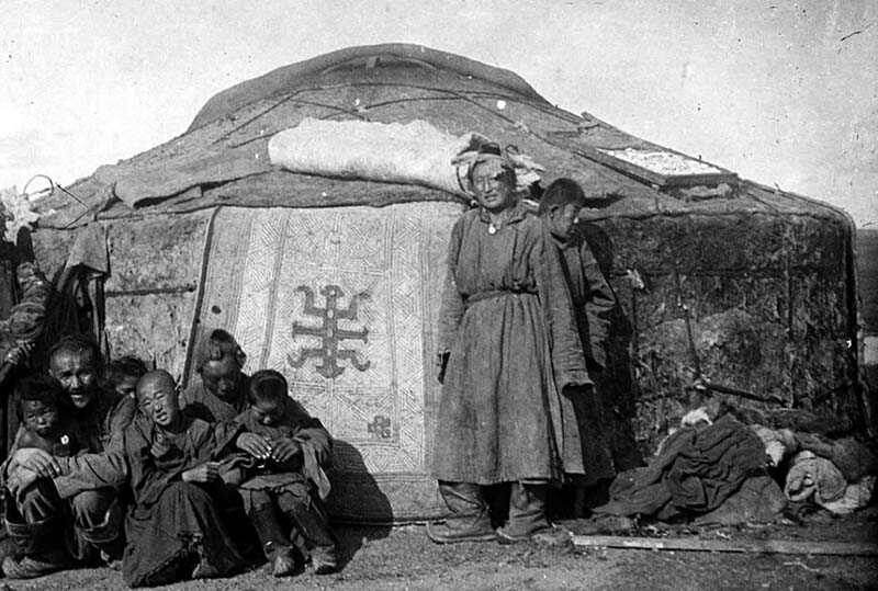 Монголы. Фото начала ХХ века. Из открытого источника